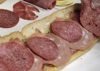 Almanya'da 25 cana mal olan Listeria skandalı büyüyor