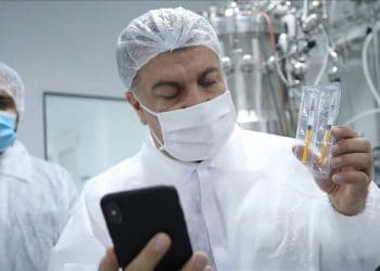 Yerli Kovid-19 aşısında insan üzerinde deneme aşamasına geçildi